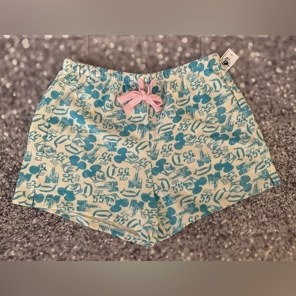 Disney Mickey Mouse Shorts - Picture 1 of 4